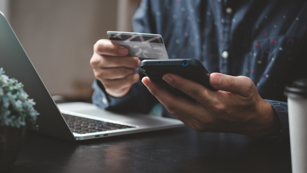 paying with smartphone application
