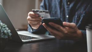 paying with smartphone application